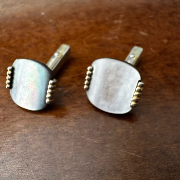 Vintage 60s Mother of Pearl Weber Cufflinks - Picture 2 of 8